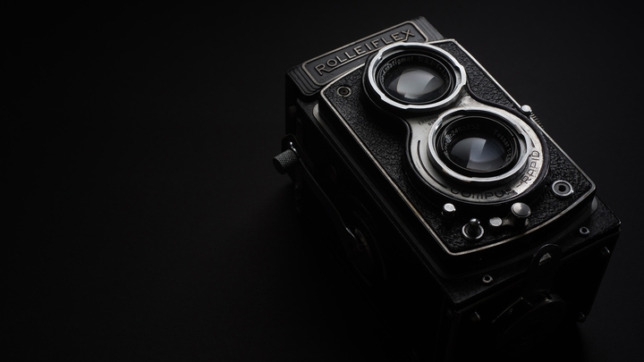 Photo by Alexander Andrews on Unsplash