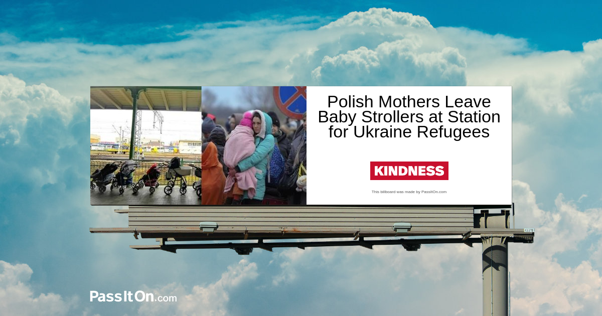 Polish Mothers Leave Baby Strollers at Station for Ukraine Refugees 